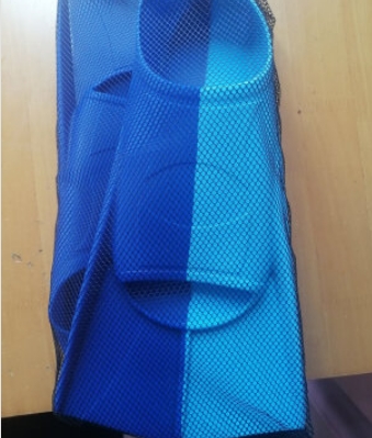 二手游泳用品折扣出售 - 优质装备，不容错过！