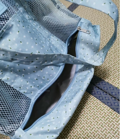 出一个二手游泳健身得包 干湿分离